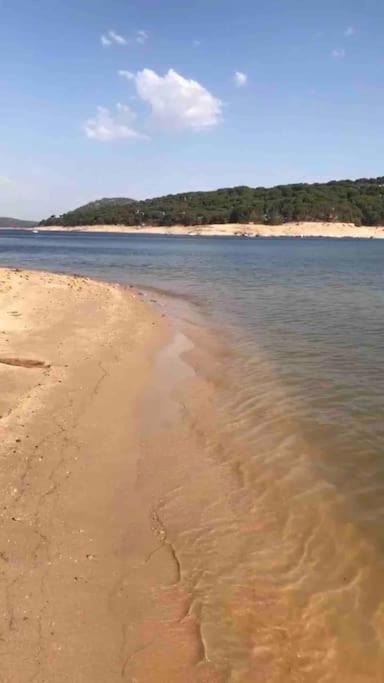 Precioso Piso En La Playa De Madrid A 45 Min Del Centro De La Ciudad Apartment San Martin de Valdeiglesias Luaran gambar
