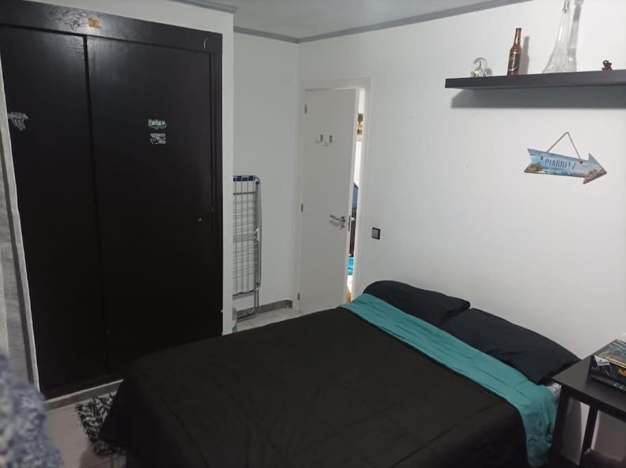 Precioso Piso En La Playa De Madrid A 45 Min Del Centro De La Ciudad Apartment San Martin de Valdeiglesias Luaran gambar