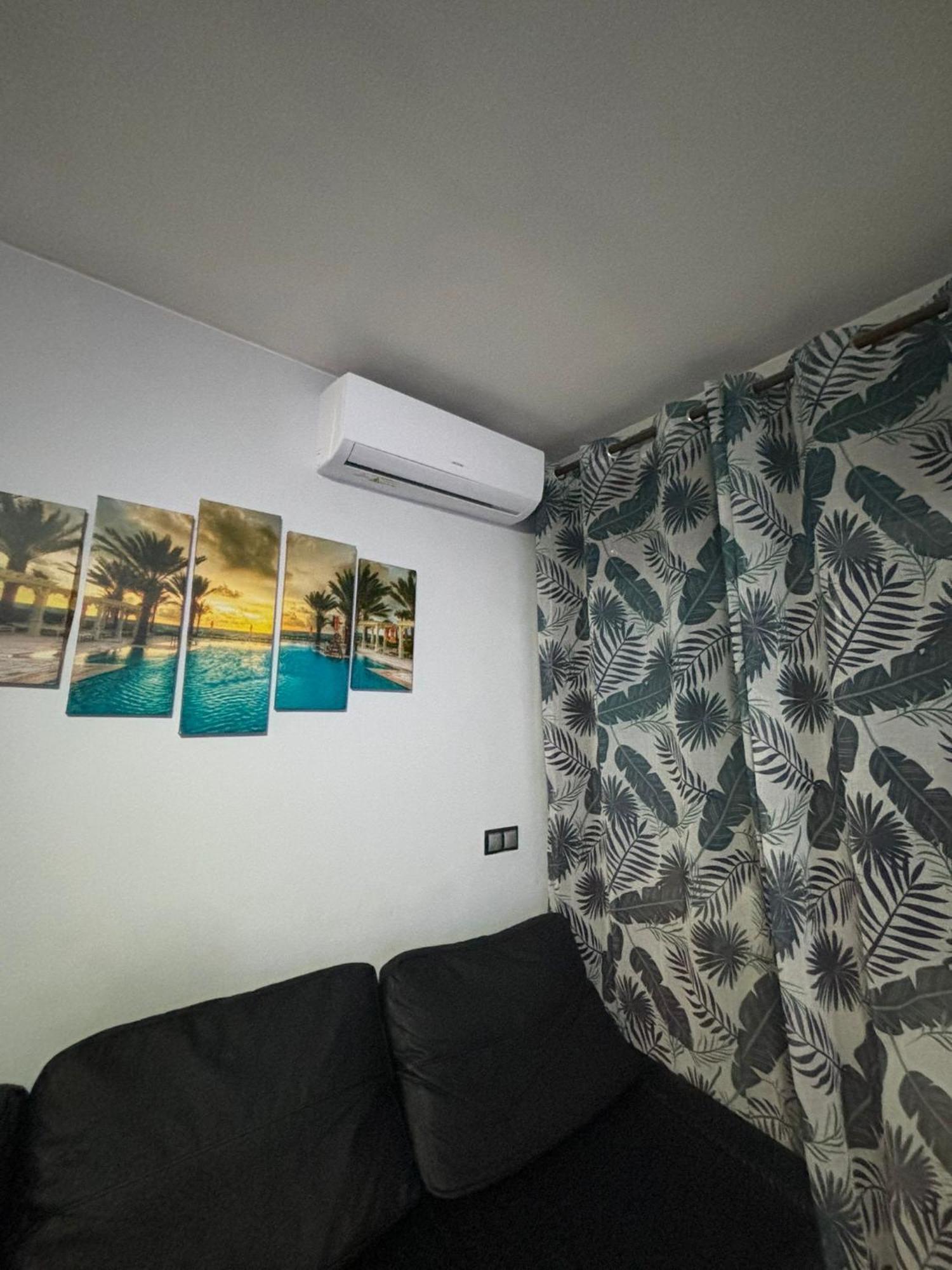 Precioso Piso En La Playa De Madrid A 45 Min Del Centro De La Ciudad Apartment San Martin de Valdeiglesias Luaran gambar